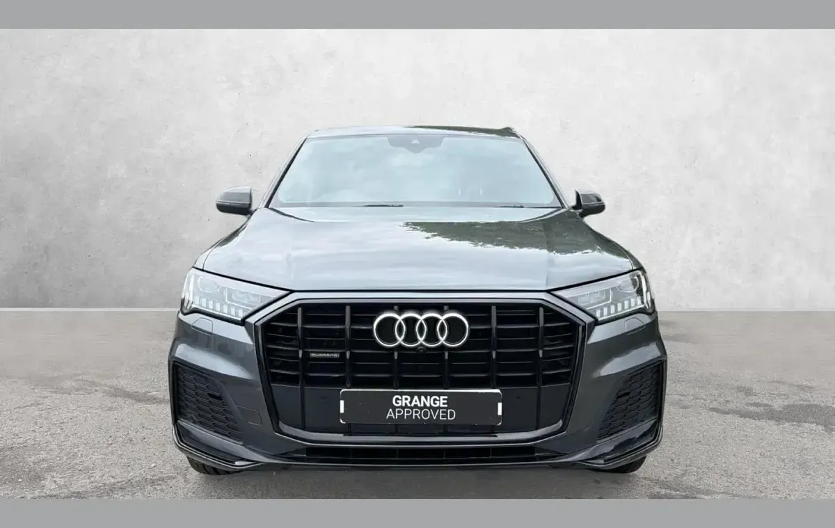 Used Audi Q7 Black Edition 286 HP (210 kW) 2021 Grey SUV