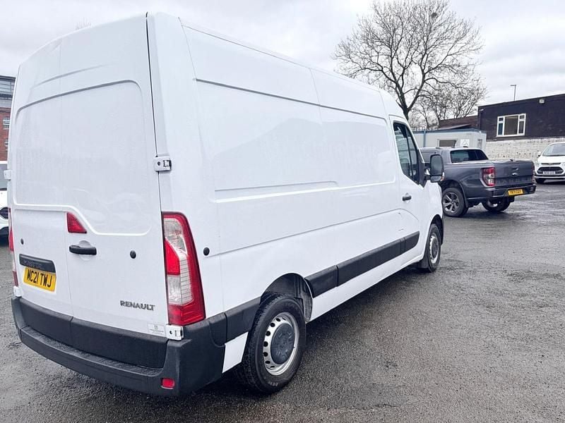 Begagnad Renault Master Business 133 HK (97 kW) 2021 Vit Minibuss