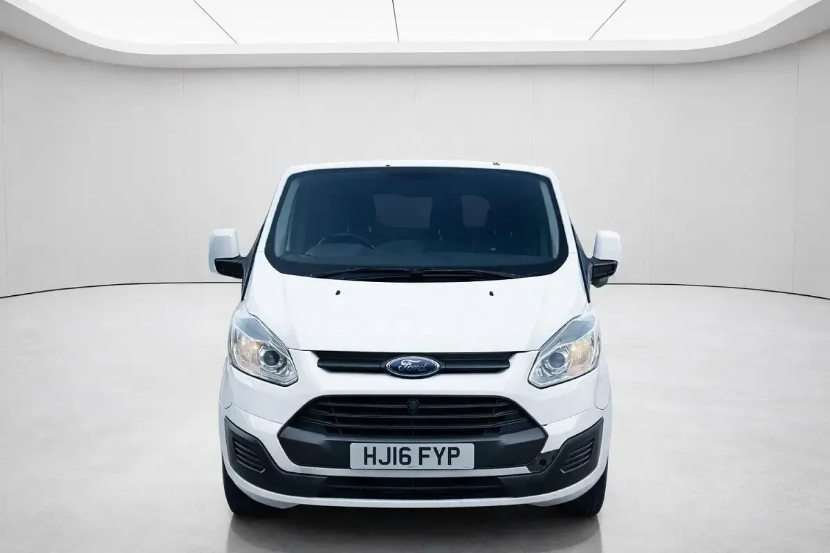 Used Ford Transit Custom 100 HP (73 kW) 2016 White Van