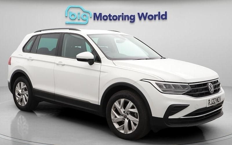 Used 2024 VW Tiguan Life SUV | £18,500 (Super price) - Image 1/4