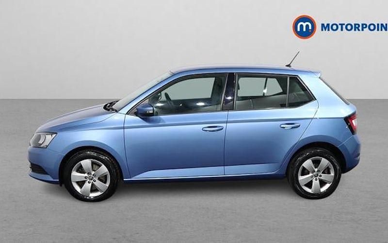 Used Skoda Fabia SE 110 HP (80 kW) 2018 Blue Hatchback