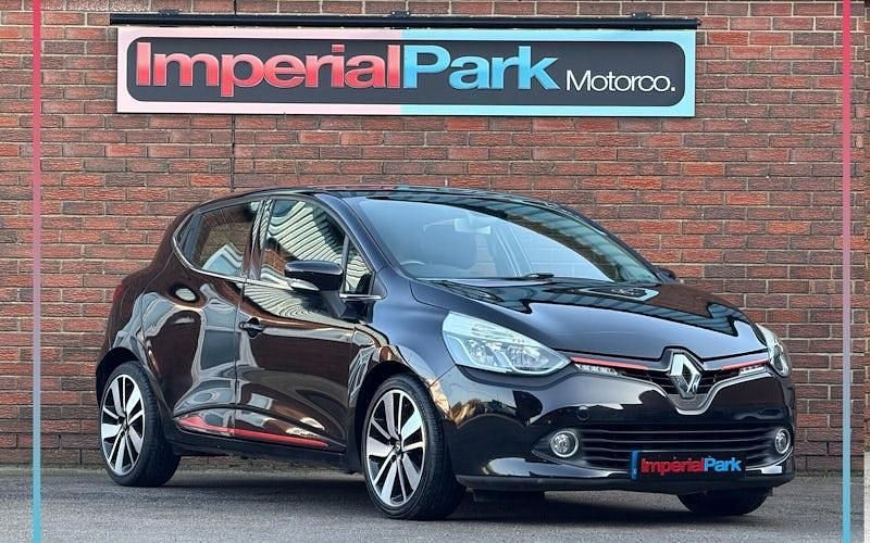 Used Renault Clio IV Dynamique 90 HP (66 kW) 2014 Black Hatchback