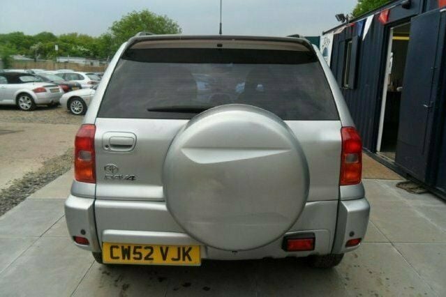 Used Toyota RAV4 147 HP (108 kW) 2003 SUV