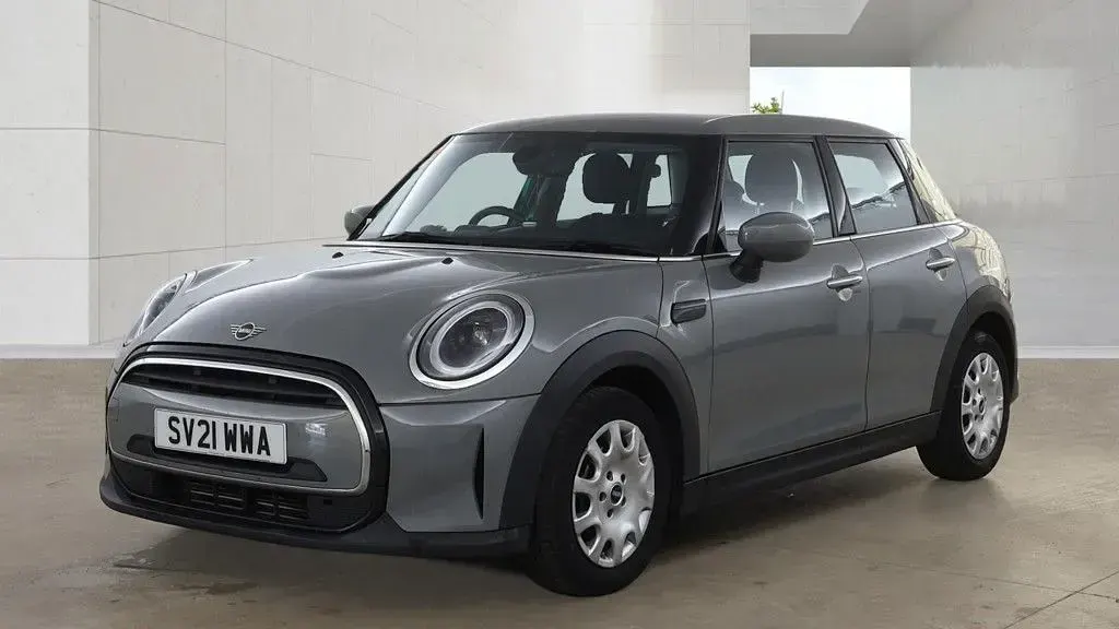 Used Mini ONE Classic 102 HP (75 kW) 2021 Grey Hatchback