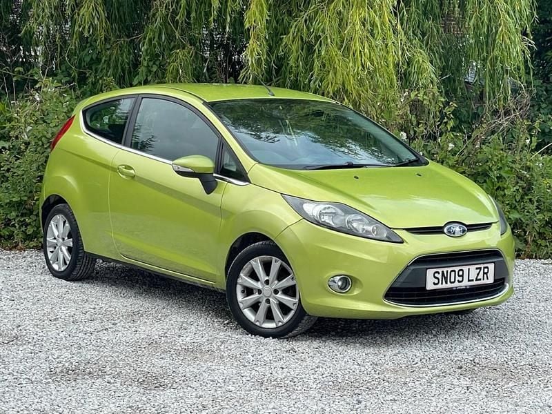 Green Used 2009 Ford Fiesta Zetec Hatchback | £995 (Good price) - Image 1/4