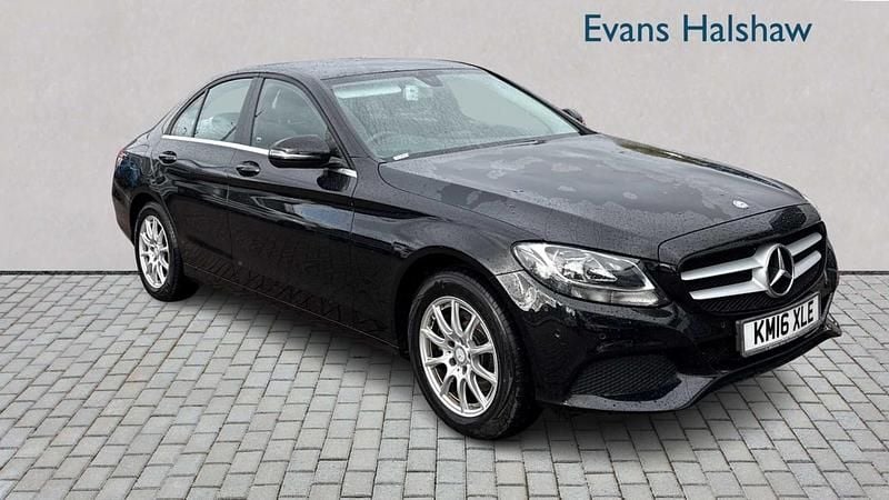 Black Used 2016 Mercedes C200 Executive Sedan | £12,560 (Super price) - Image 1/4