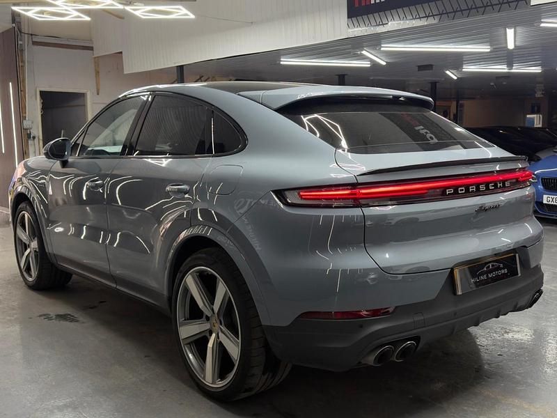 Usado Porsche Cayenne 2024 Cinzento SUV