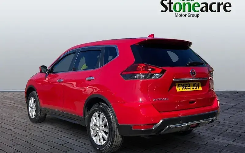 Used Nissan X-Trail Acenta Premium 150 HP (110 kW) 2019 Red SUV