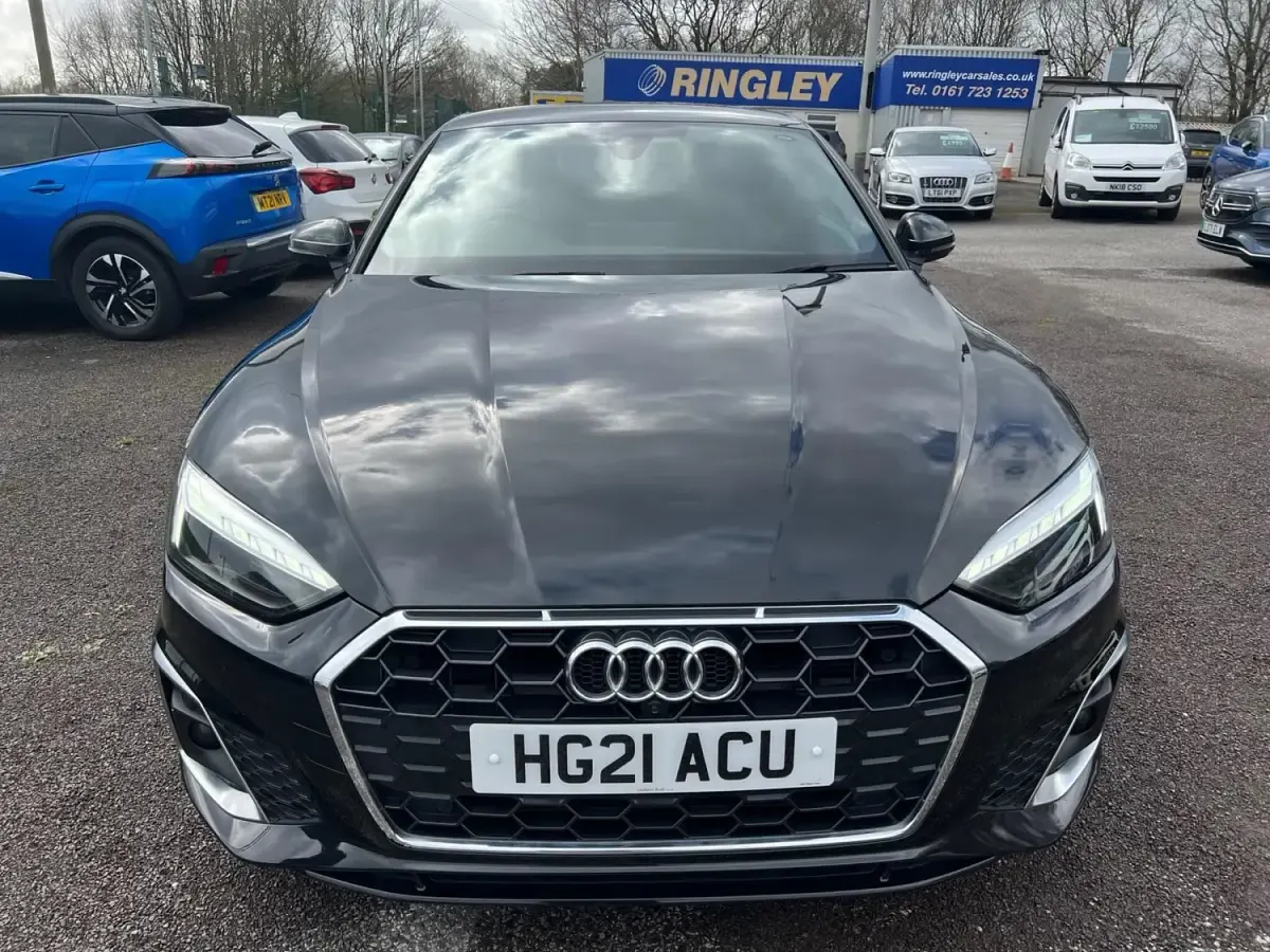 Usado Audi A5 S-Line 190 HP (139 kW) 2021 Preto Coupé
