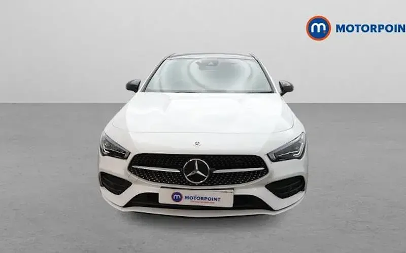 Used Mercedes CLA220 AMG Line Premium Plus 190 HP (139 kW) 2022 White Sedan
