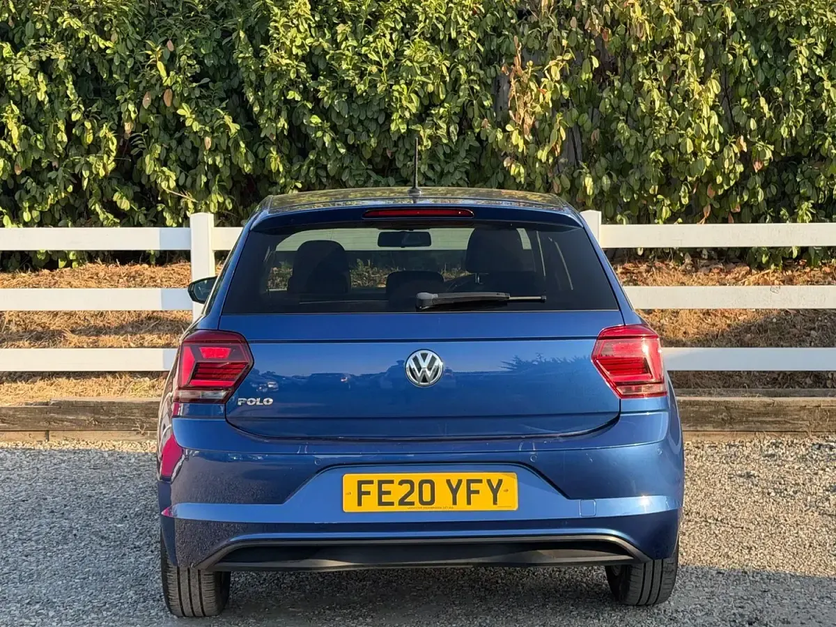 Used VW Polo SE 95 HP (69 kW) 2020 Blue Hatchback