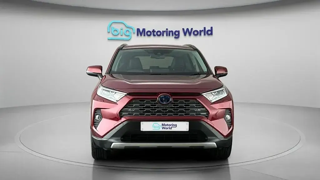 Used Toyota RAV4 Hybrid 218 HP (160 kW) 2019 Red SUV