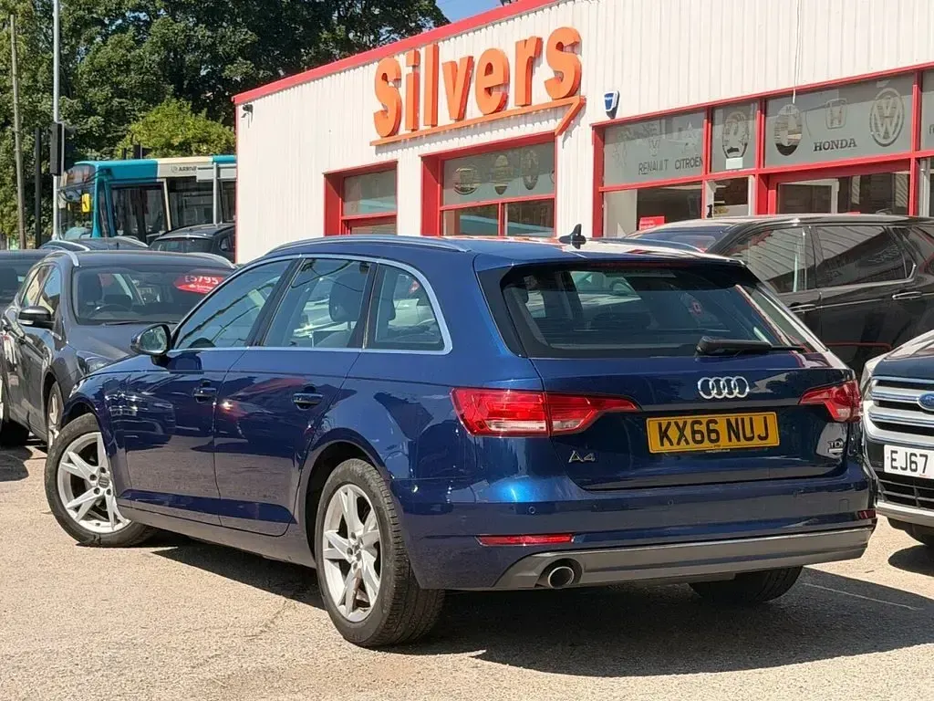 Used Audi A4 Sport 2016 Blue Estate