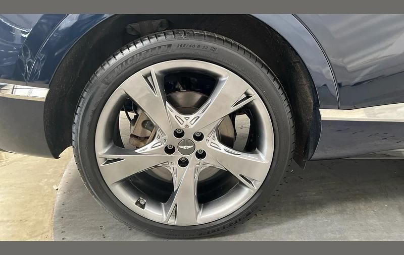 Used Genesis GV80 304 HP (223 kW) 2023 Blue SUV