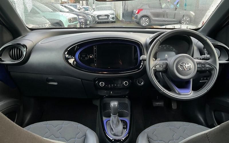 Used Toyota Aygo X 72 HP (52 kW) 2025 SUV