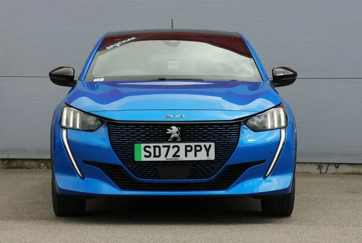 Used Peugeot e-208 GTi 100 kW (136 HP) 2022 Blue Hatchback
