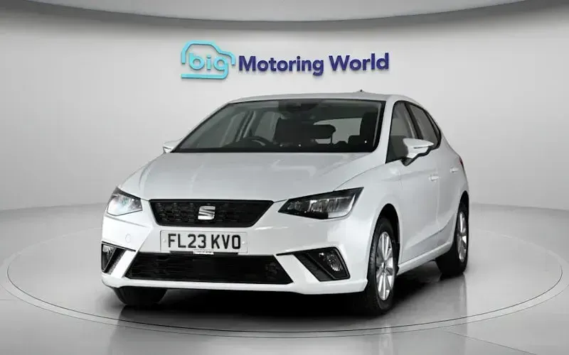 Used Seat Ibiza SE 80 HP (58 kW) 2023 White Hatchback