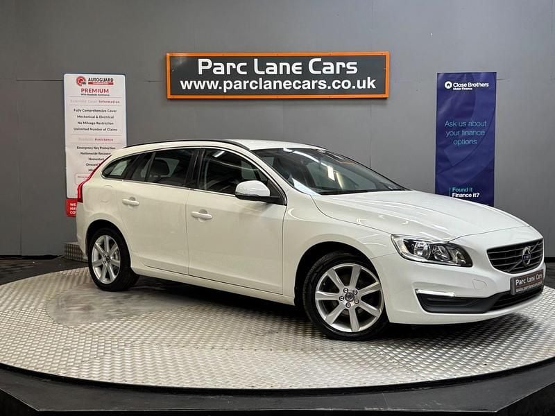 White Used 2016 Volvo V60 SE Estate | £8,999 (Fair price) - Image 1/4
