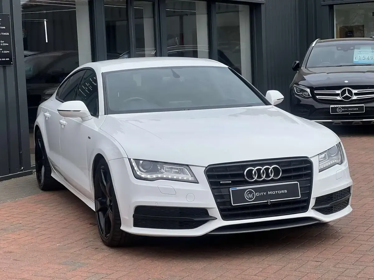 Used Audi A7 Sportback Black Edition 347 HP (255 kW) 2014 White Hatchback