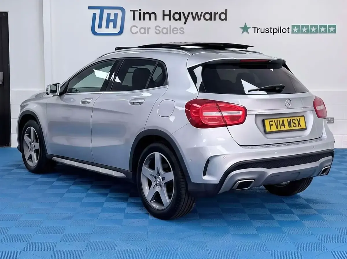 Used Mercedes GLA220 AMG Line Premium 170 HP (125 kW) 2014 Silver SUV