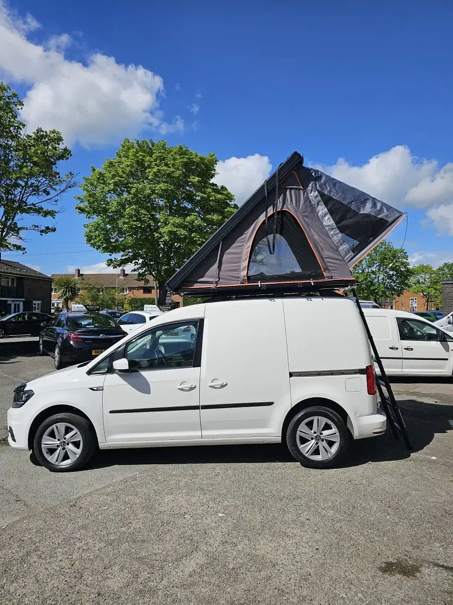 Używany VW Caddy Trendline 102 KM (75 kW) 2019 Biały Minivan