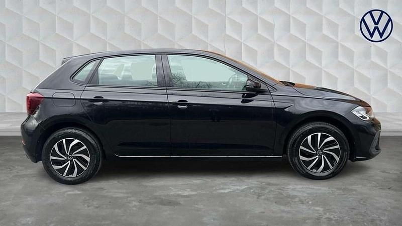 Used VW Polo Life 95 HP (69 kW) 2022 Black Hatchback