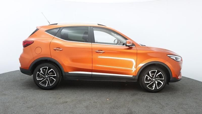 Used MG ZS Exclusive 111 HP (81 kW) 2024 Orange SUV