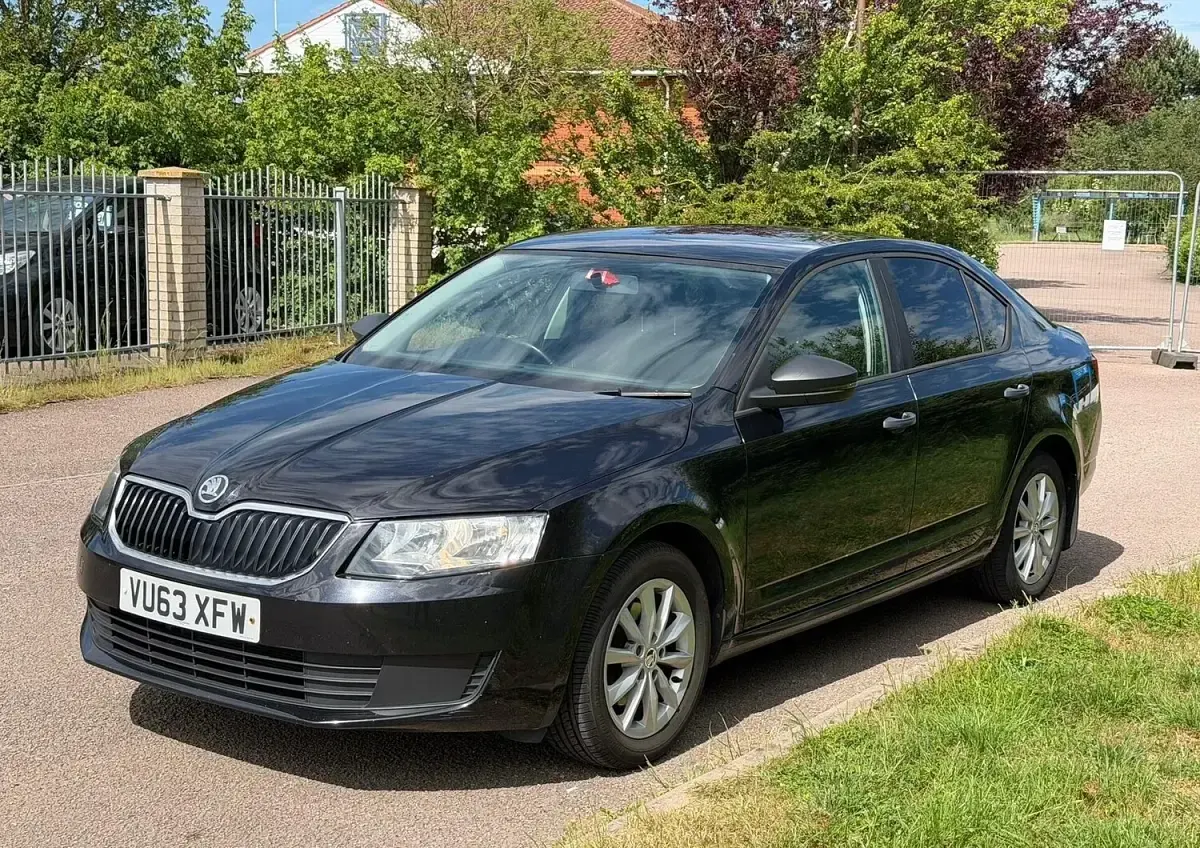 Used Skoda Octavia 105 HP (77 kW) 2013 Black Hatchback