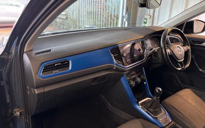 Used VW T-Roc Design 150 HP (110 kW) 2021 SUV