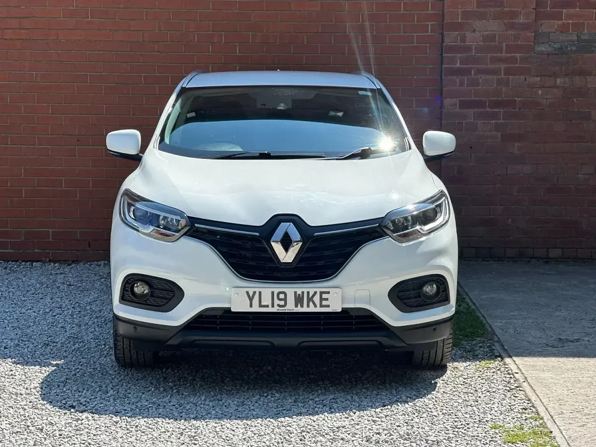Used Renault Kadjar Iconic 140 HP (102 kW) 2019 White SUV