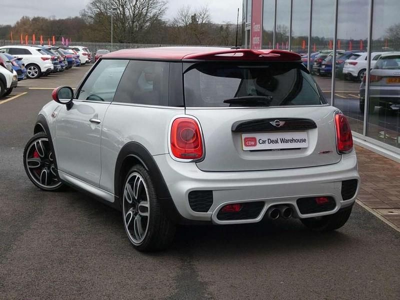 Used Mini John Cooper Works Hatch 228 HP (167 kW) 2018 Silver Hatchback
