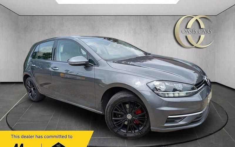 Grey Used 2017 VW Golf VII SE Hatchback | £9,975 (Fair price) - Image 1/4