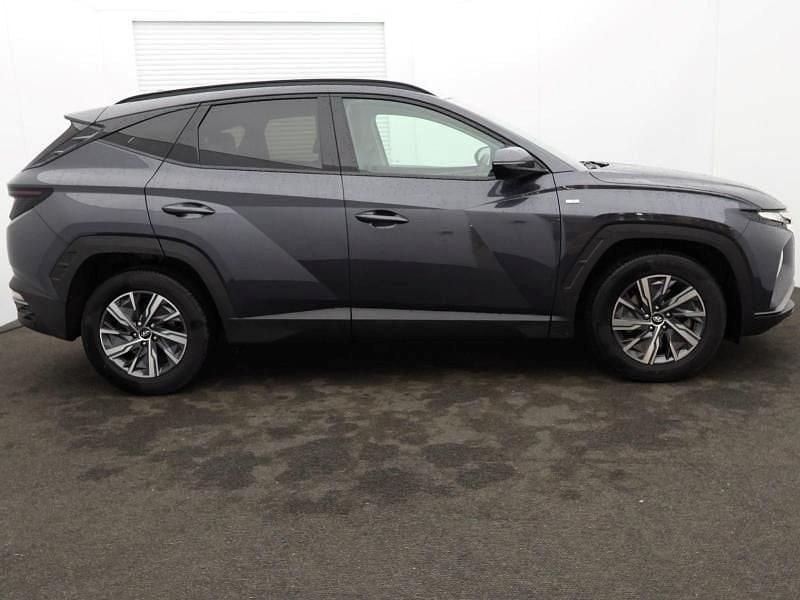 Used Hyundai Tucson SE 180 HP (132 kW) 2023 Metallic grey SUV