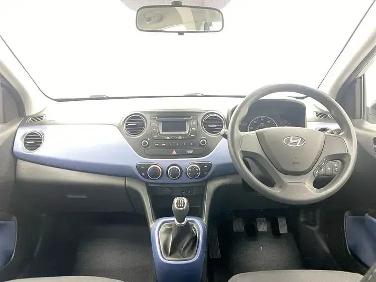 Used Hyundai i10 SE 2014 Silver Hatchback