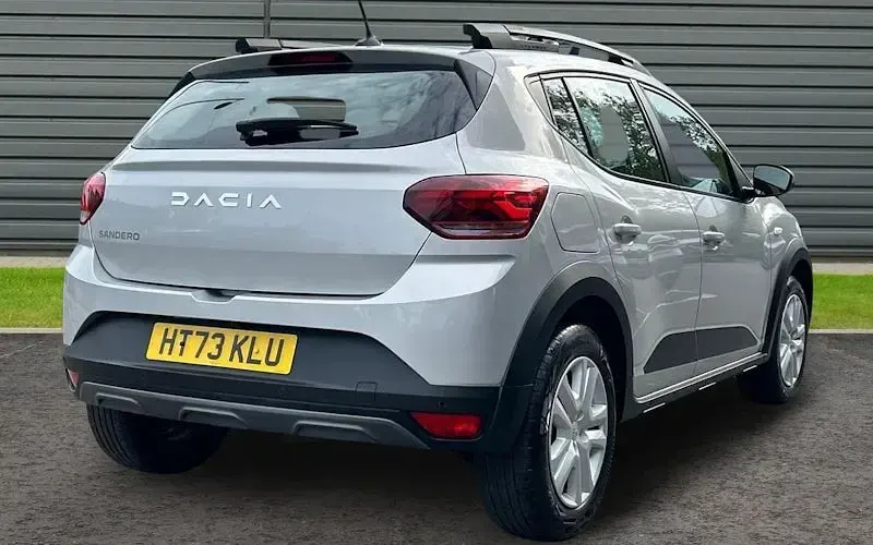 Begagnad Dacia Sandero Expression 91 HK (66 kW) 2025 Halvkombi