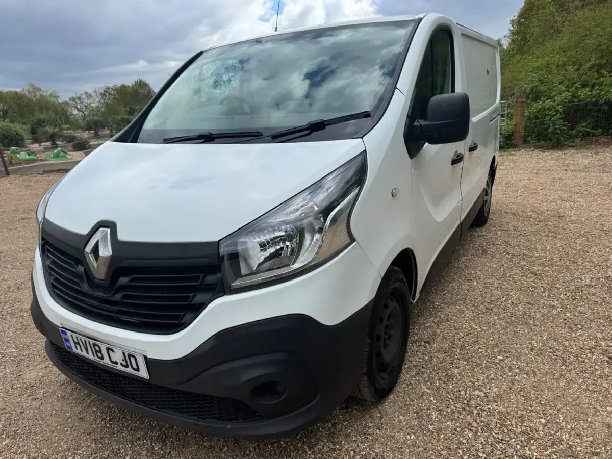 Usado Renault Trafic Business 2018 Branco Monovolume