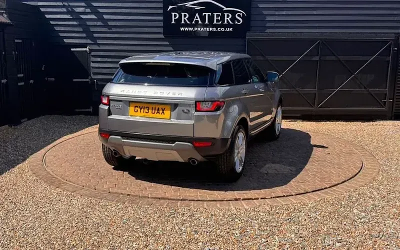 Usado Land Rover Range Rover evoque Pure 190 HP (139 kW) 2015 Citadino