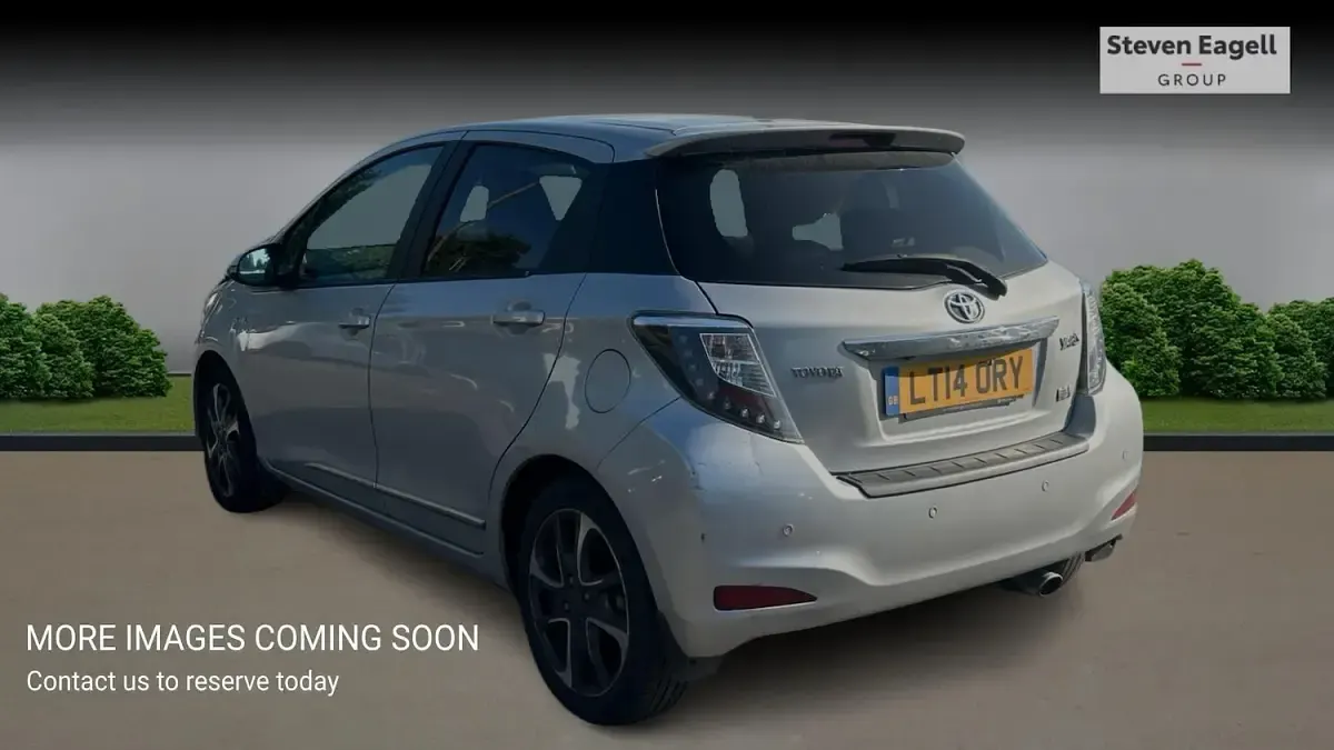 Used Toyota Yaris Trend 101 HP (74 kW) 2014 Silver Hatchback
