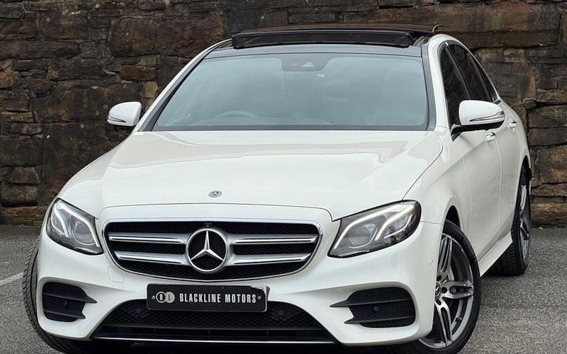 Używany Mercedes E350 AMG Line Premium Plus 258 KM (189 kW) 2017 Biały Sedan/Limuzyna