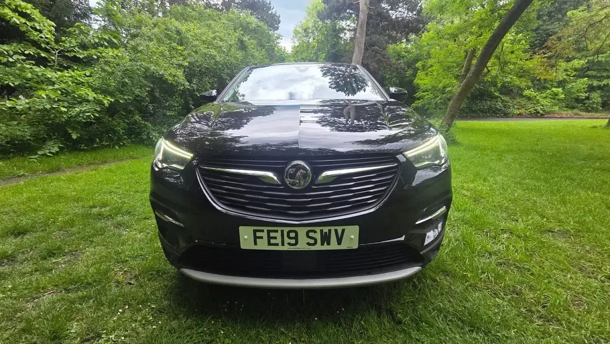 Used Vauxhall Grandland X Elite 130 HP (95 kW) 2019 Black SUV