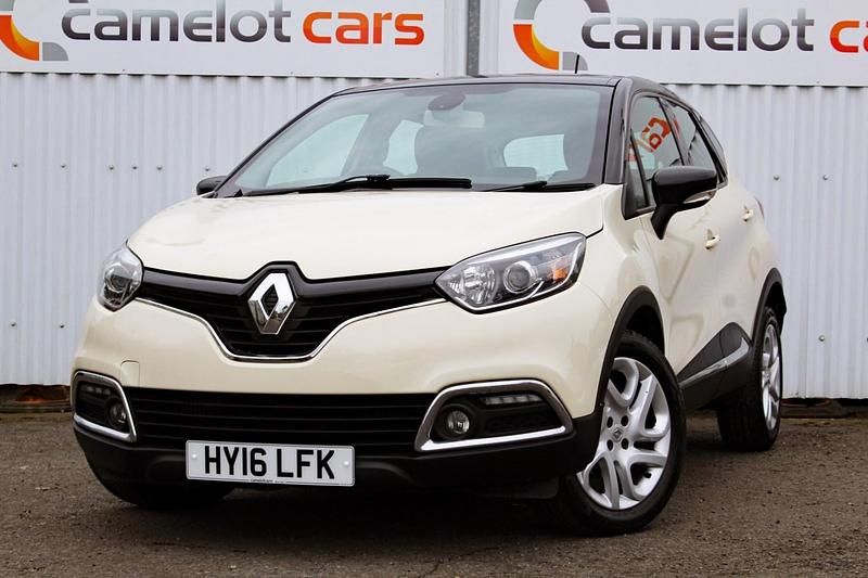 Used Renault Captur Dynamique 2016 White SUV