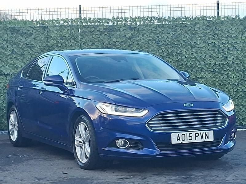 Used Ford Mondeo Titanium 150 HP (110 kW) 2015 Blue Hatchback