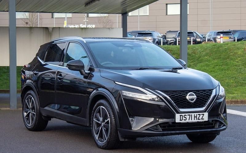 Used Nissan Qashqai Tekna 140 HP (102 kW) 2022 Pearl black SUV