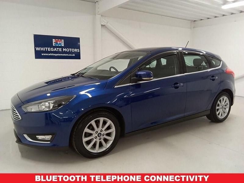 Used Ford Focus Titanium 125 HP (91 kW) 2018 Blue Hatchback
