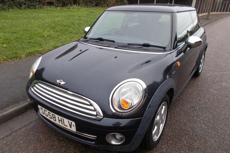 Black Used 2008 Mini ONE Hatch Hatchback | £2,000 (Good price) - Image 1/1