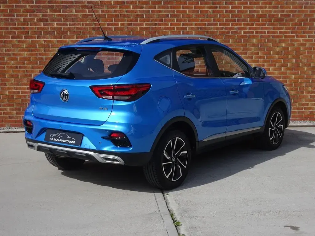 Used MG ZS Exclusive 106 HP (77 kW) 2022 Blue SUV