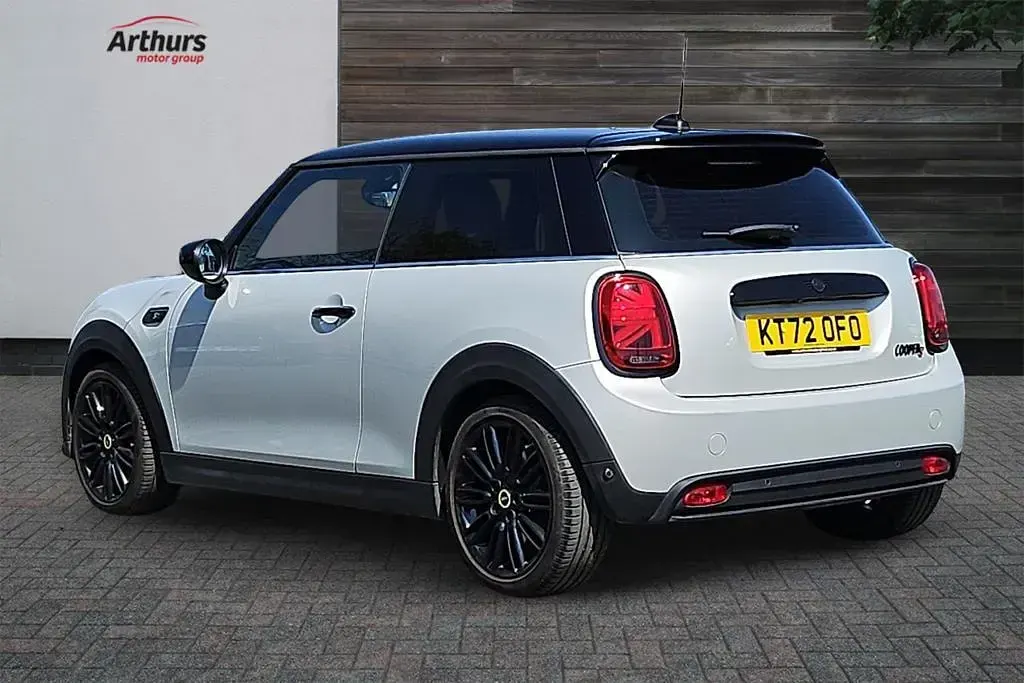 Used Mini Cooper S Hatch 135 kW (184 HP) 2022 Hatchback