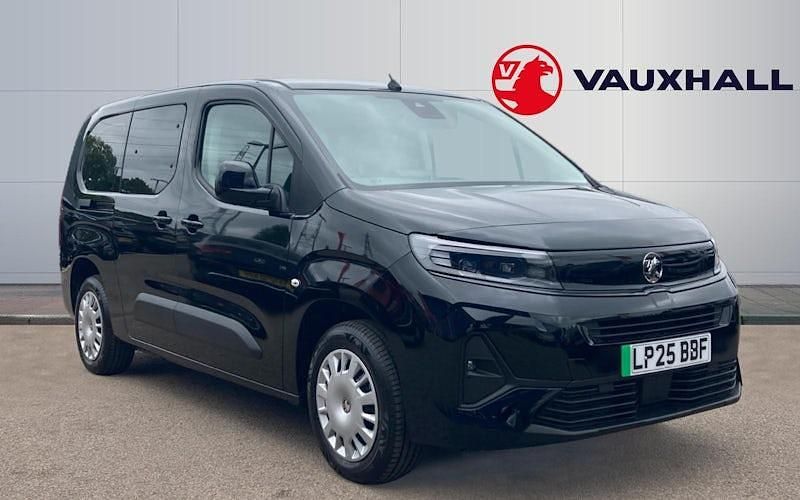 New 2026 Vauxhall Combo Design Edition MPV | £23,300 (A bit pricey) - Image 1/4