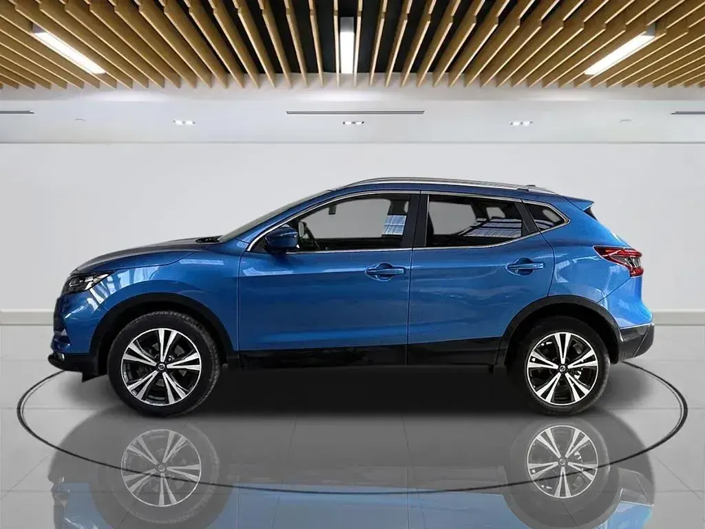Used Nissan Qashqai N-Connecta 140 HP (102 kW) 2019 Blue SUV