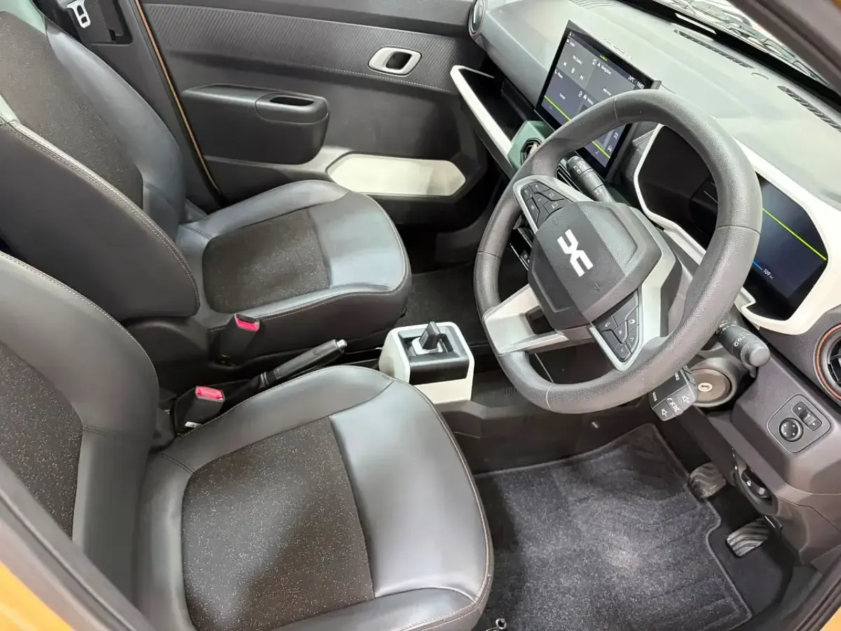 Used Dacia Spring Extreme 47 kW (65 HP) 2025 Beige Hatchback
